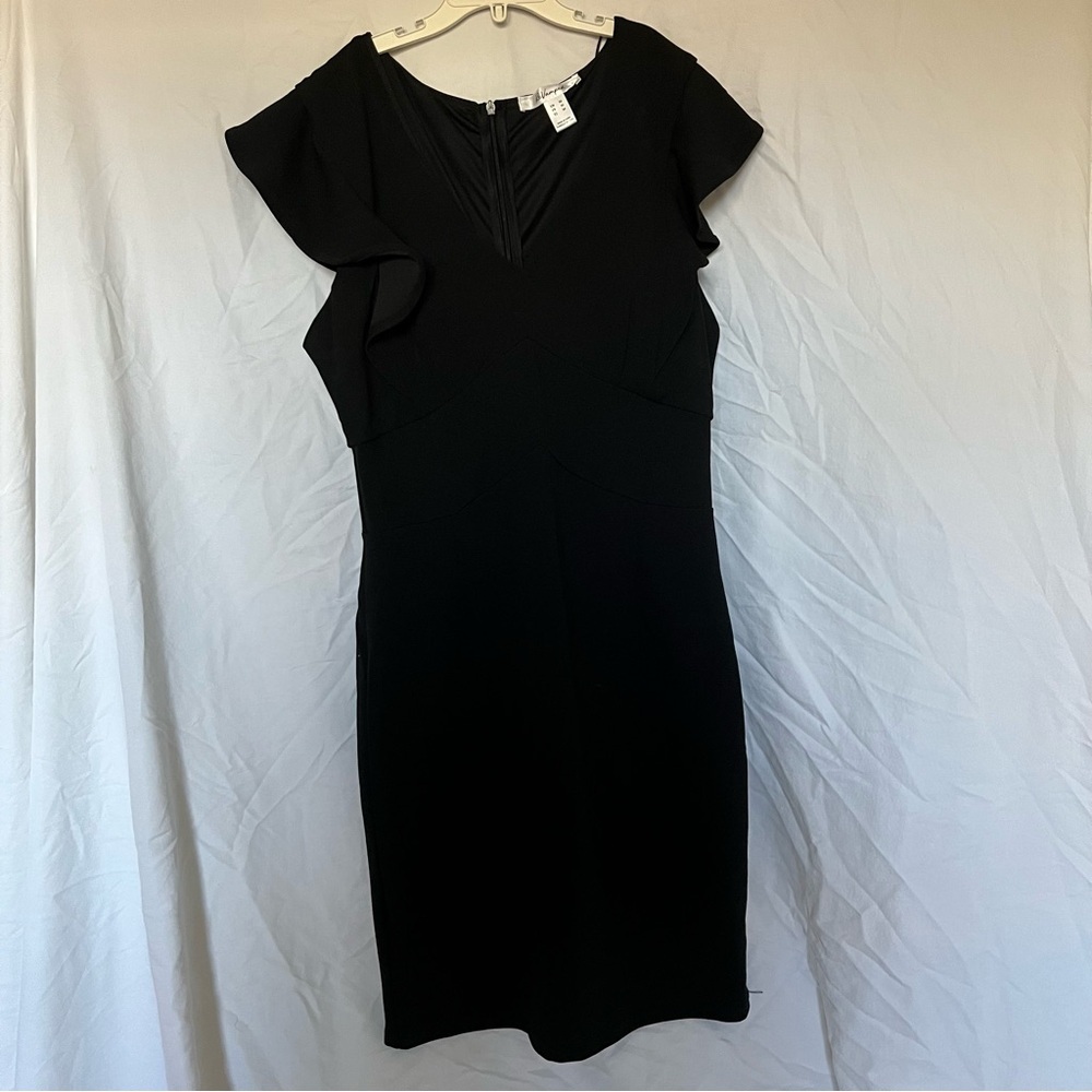 Elegant Black Dress size M - Picture 2 of 6